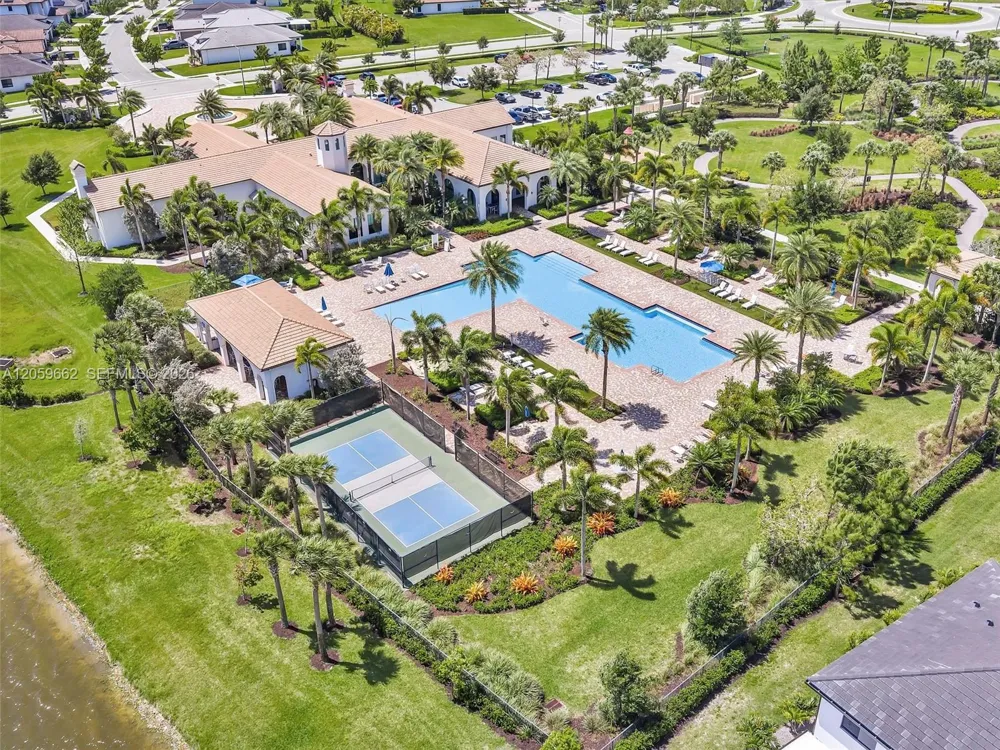 4784 Sophia Dr Ave Maria, FL 34142