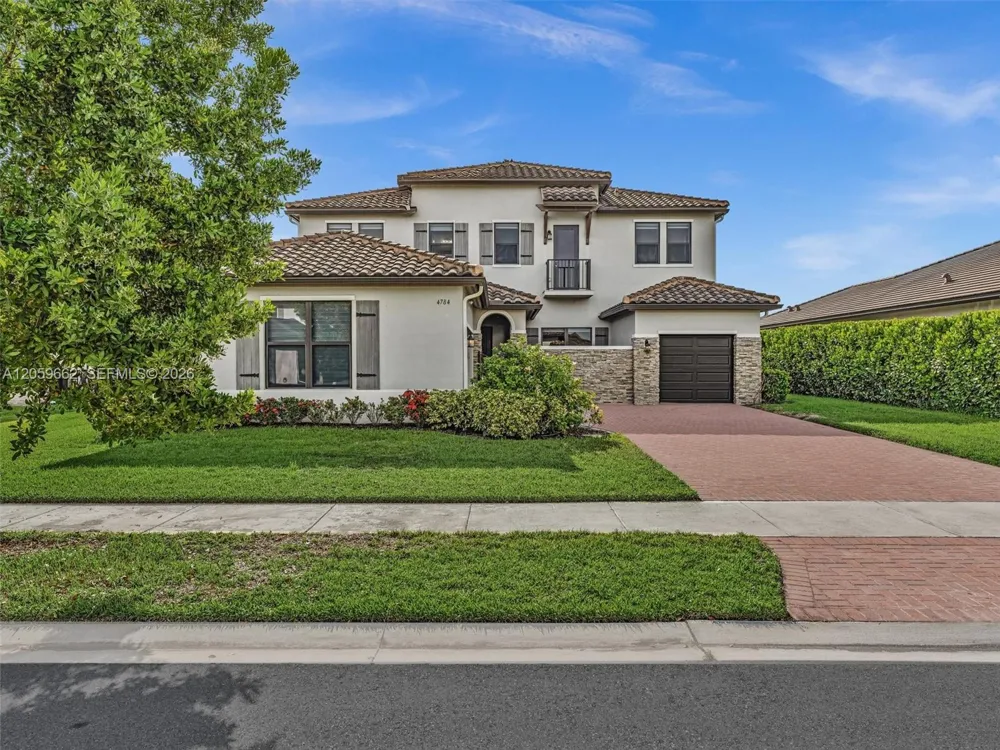 4784 Sophia Dr Ave Maria, FL 34142