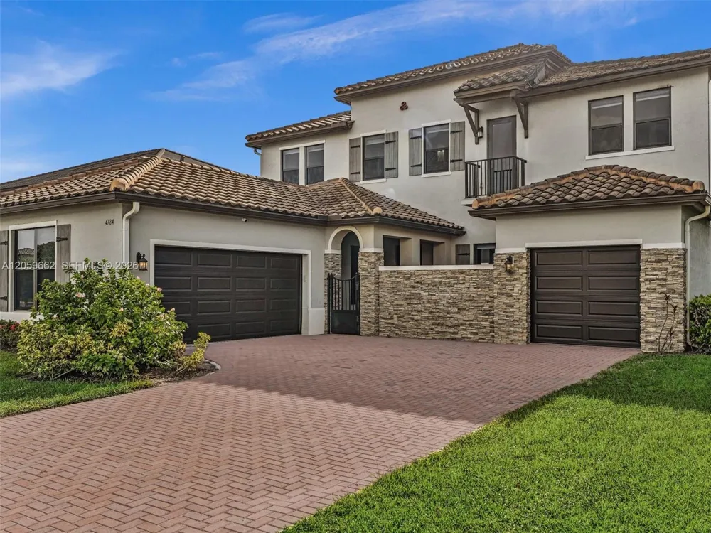 4784 Sophia Dr Ave Maria, FL 34142