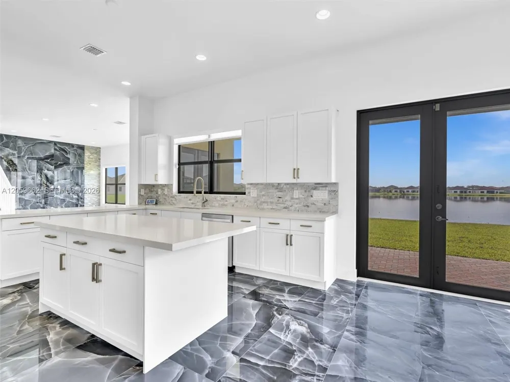 4784 Sophia Dr Ave Maria, FL 34142