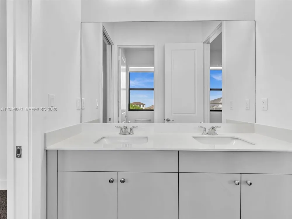 4784 Sophia Dr Ave Maria, FL 34142