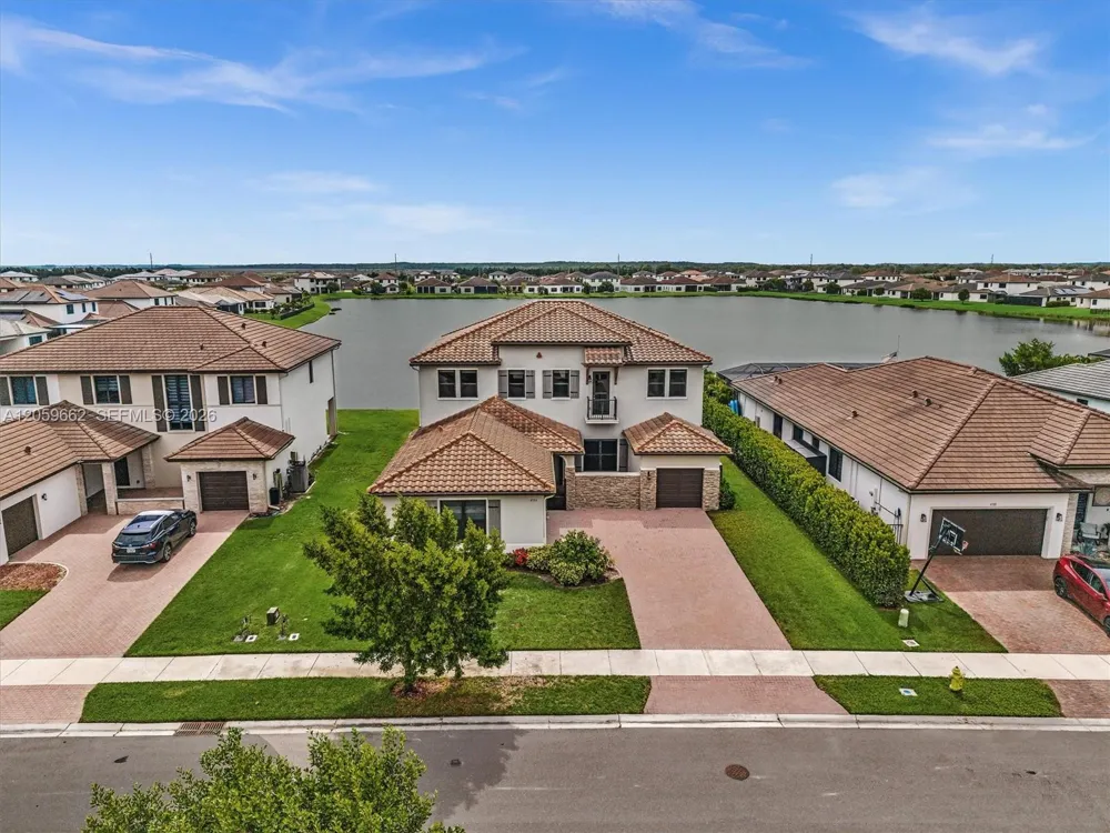 4784 Sophia Dr Ave Maria, FL 34142