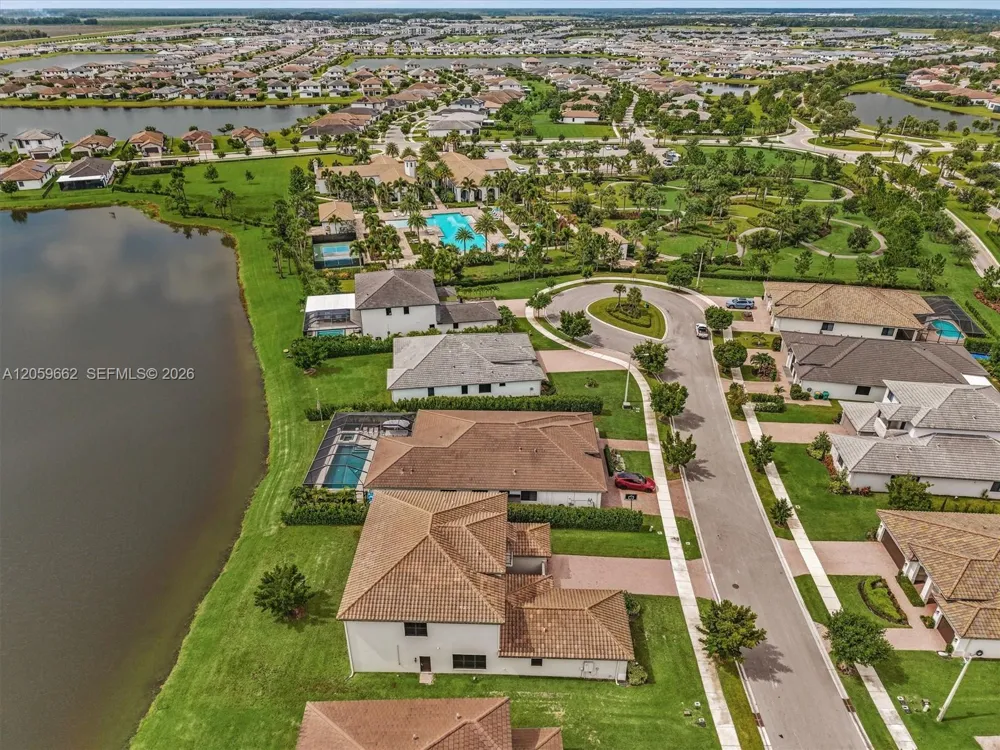 4784 Sophia Dr Ave Maria, FL 34142