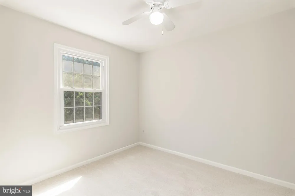 46814 IRONSTONE TERRACE Sterling, VA 20164