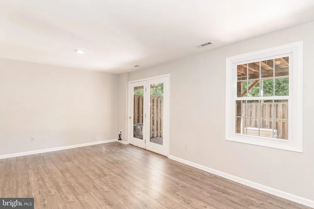 46814 IRONSTONE TERRACE Sterling, VA 20164