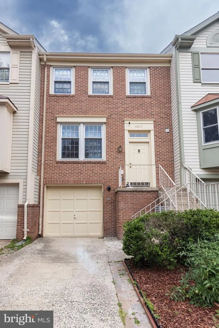 46814 IRONSTONE TERRACE Sterling, VA 20164