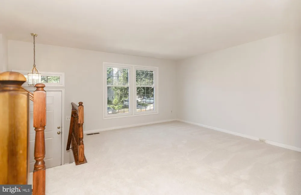 46814 IRONSTONE TERRACE Sterling, VA 20164