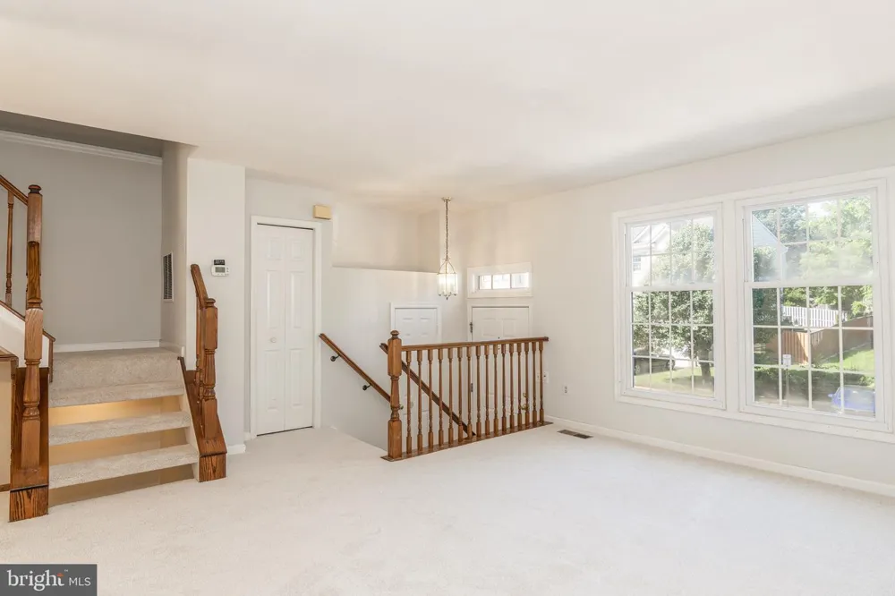 46814 IRONSTONE TERRACE Sterling, VA 20164