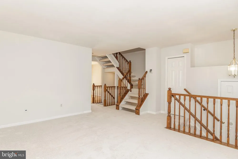 46814 IRONSTONE TERRACE Sterling, VA 20164