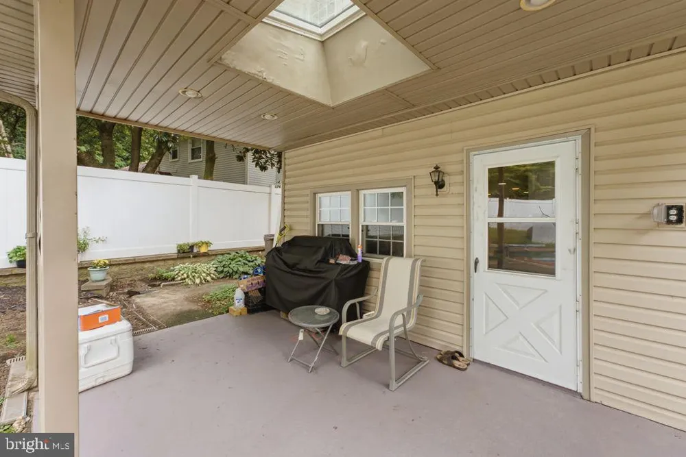 557 COVERED BRIDGE ROAD Cherry Hill, NJ 08034