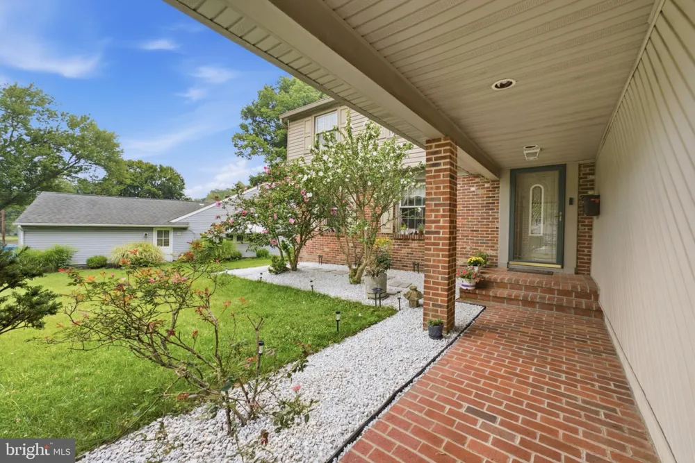 557 COVERED BRIDGE ROAD Cherry Hill, NJ 08034