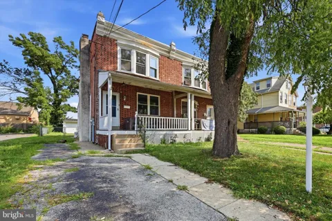 6 WELLS AVENUE