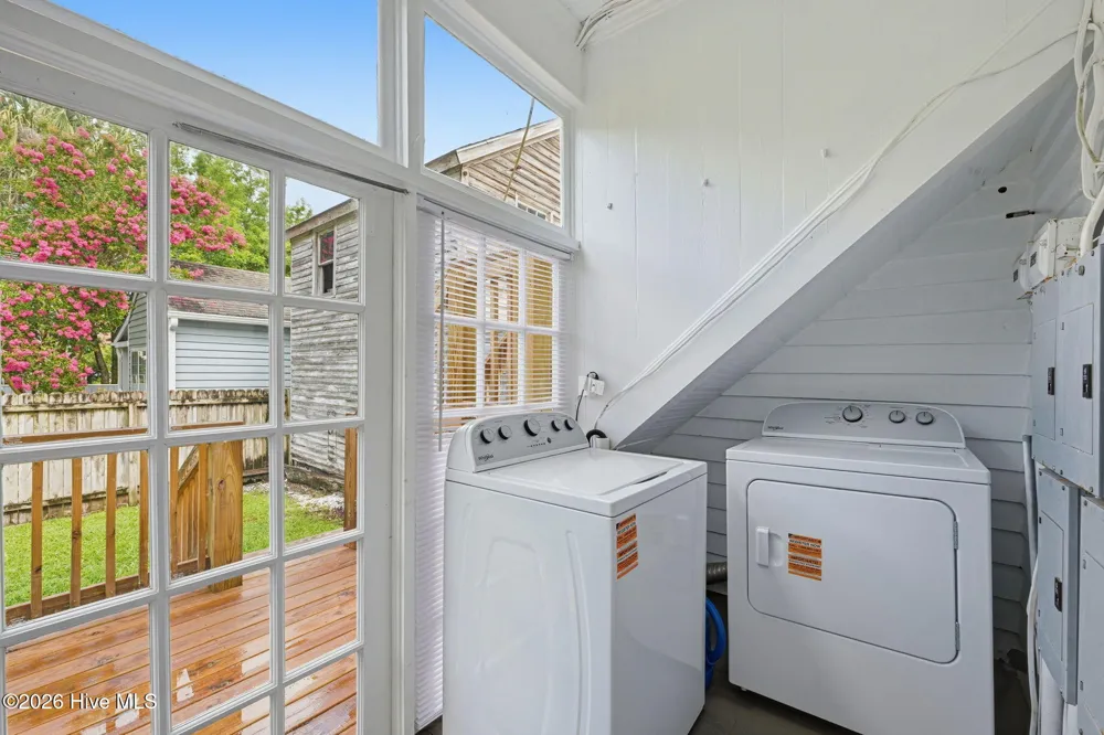 511 Middle Street #B New Bern, NC 28560