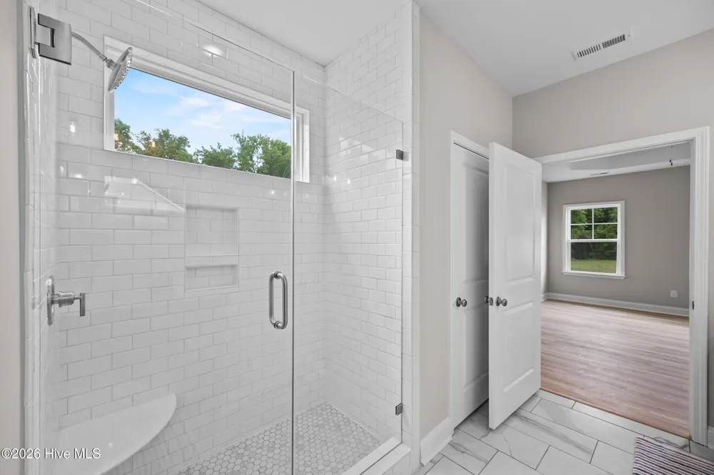 356 Hardison Road Holly Ridge, NC 28445