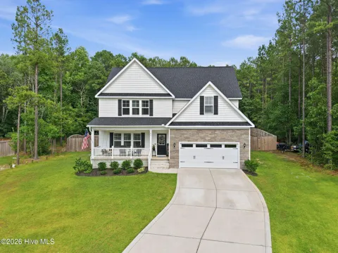 82 Wolcott Court