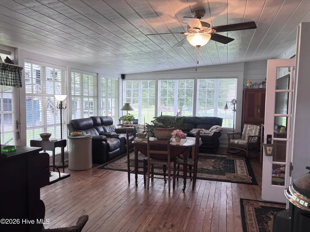 333 Jay Trail Murfreesboro, NC 27855