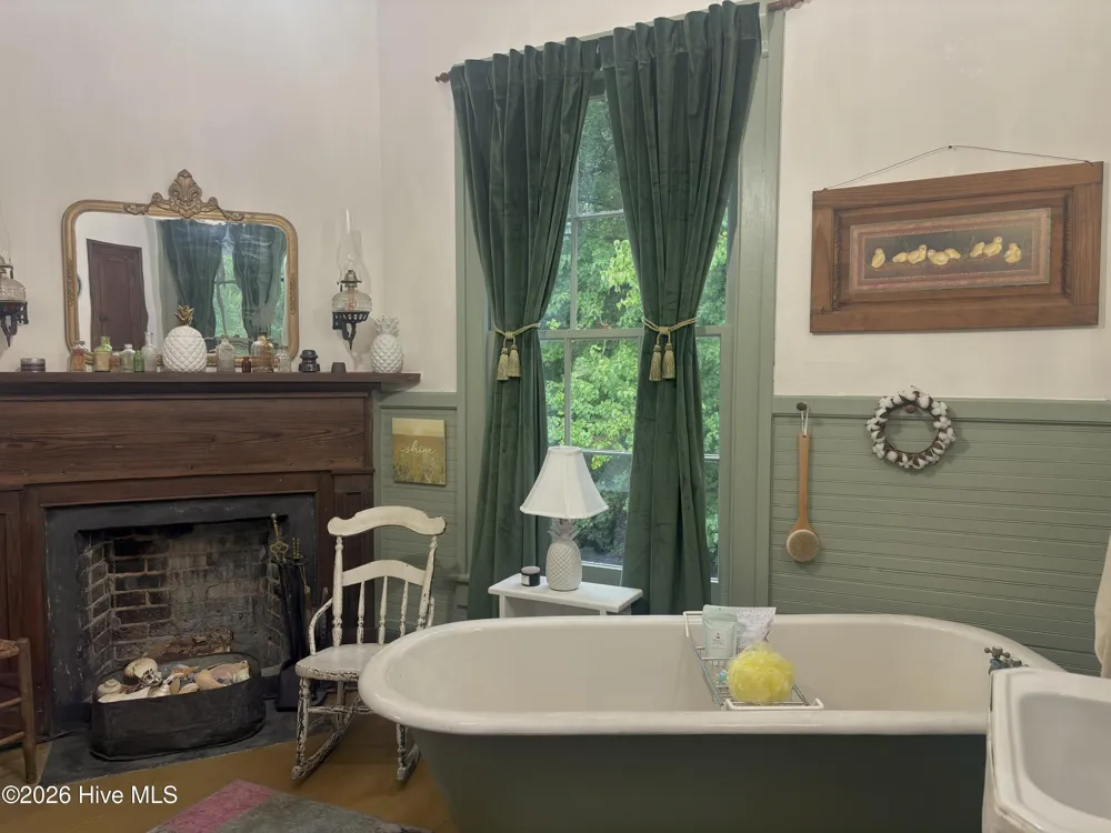 333 Jay Trail Murfreesboro, NC 27855