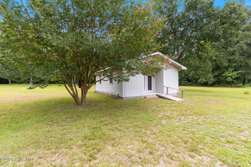 312 Mitchell Ford Road Clarkton, NC 28433