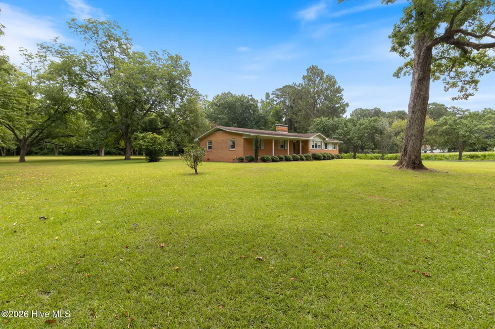 312 Mitchell Ford Road Clarkton, NC 28433