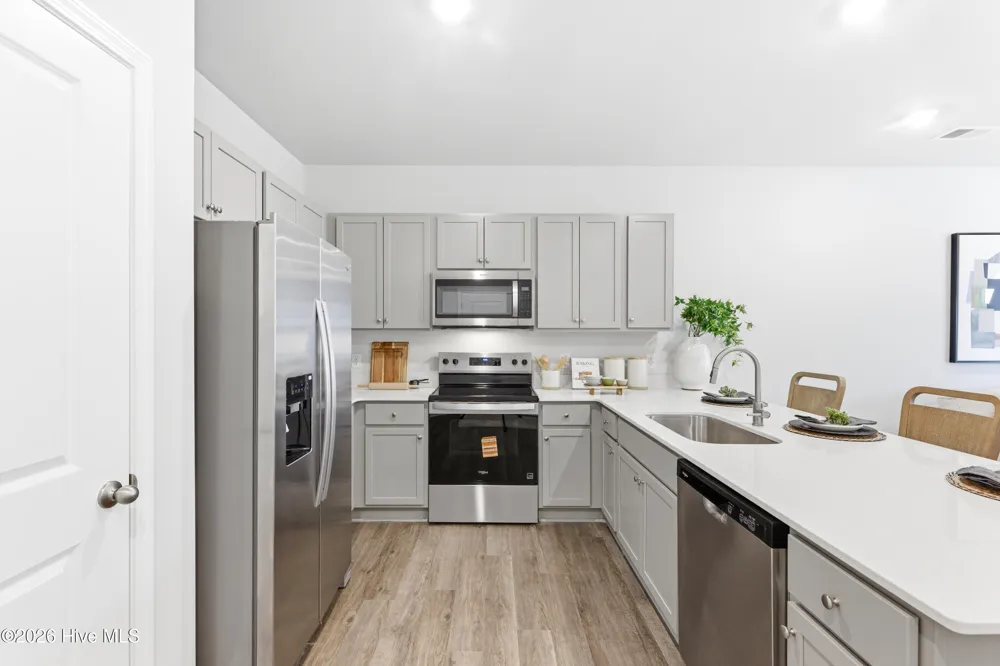 607 Sandy Hollow Drive Jacksonville, NC 28540