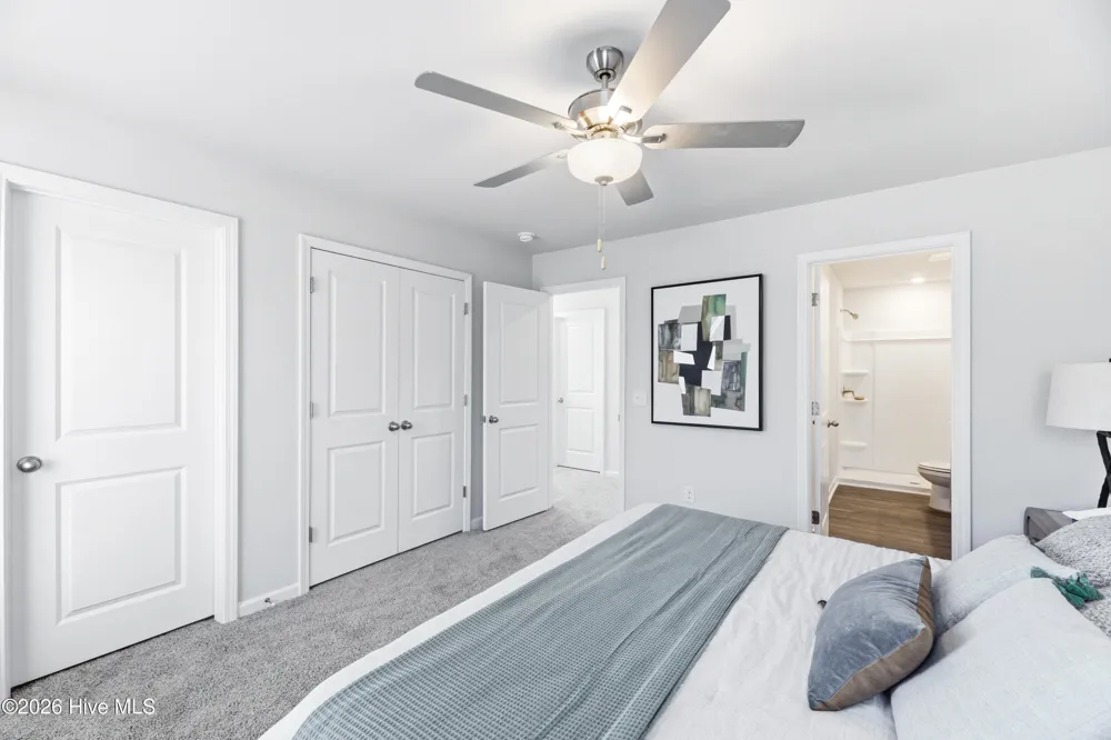607 Sandy Hollow Drive Jacksonville, NC 28540