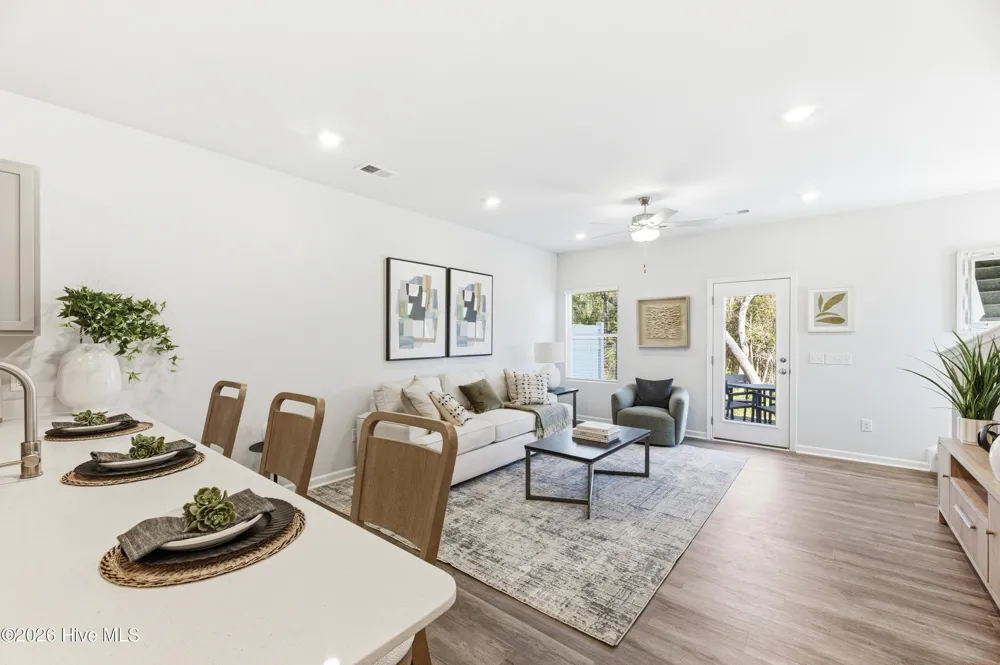 607 Sandy Hollow Drive Jacksonville, NC 28540