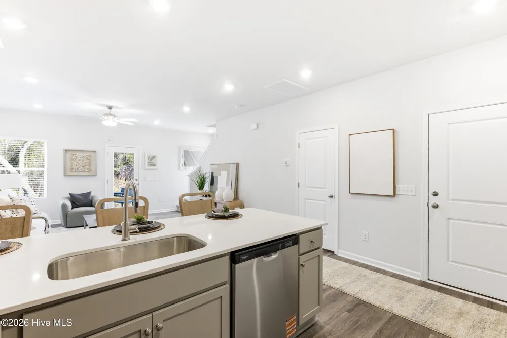 607 Sandy Hollow Drive Jacksonville, NC 28540