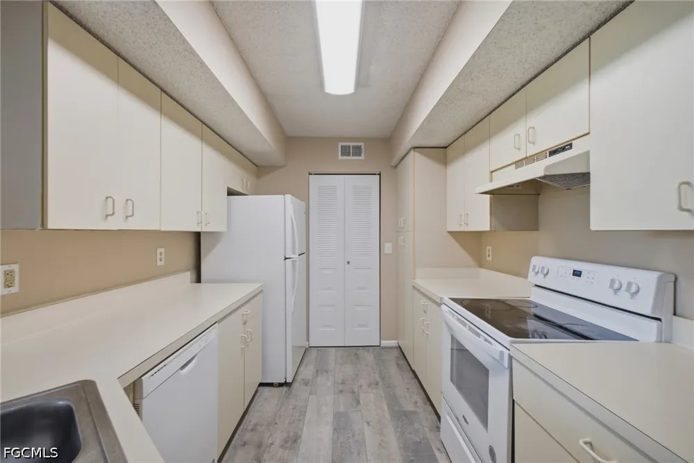 Eagle Ridge Drive #1733 Fort Myers, FL 33912
