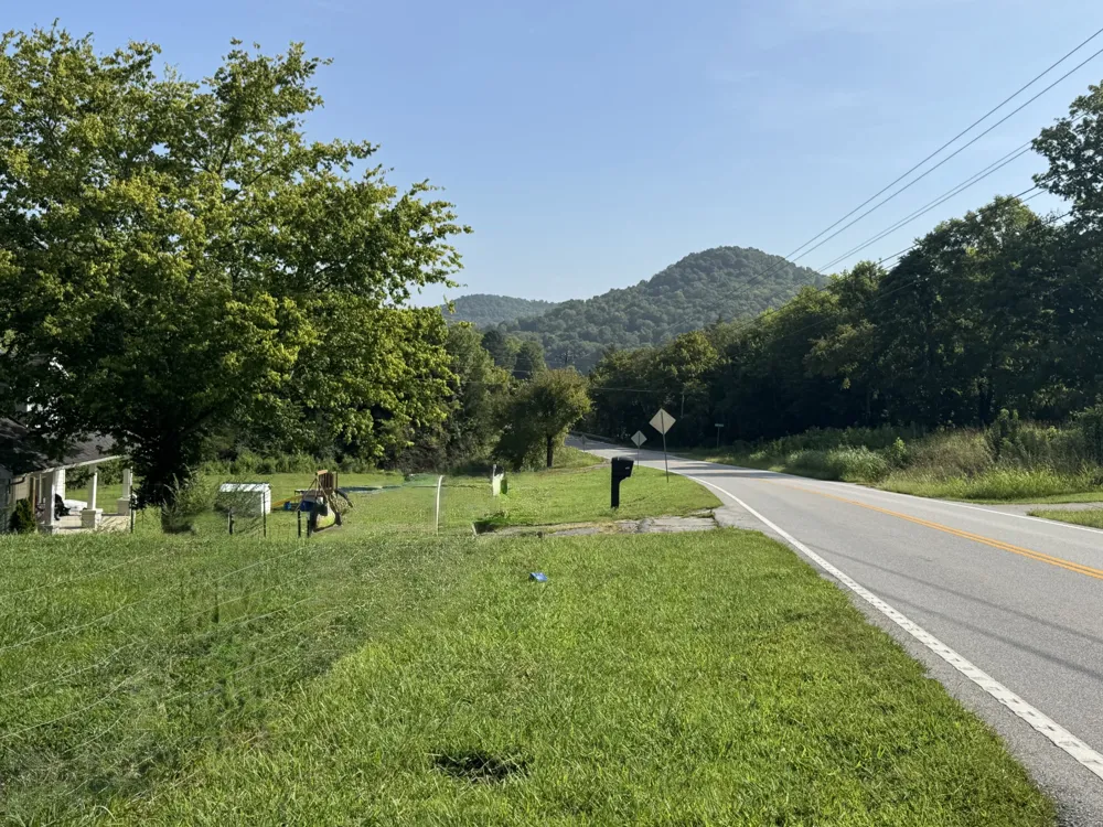 417 Defeated Creek Hwy Carthage, TN 37030
