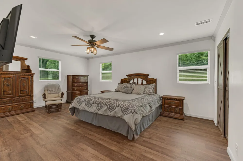3838 Old State Rd Hampshire, TN 38461