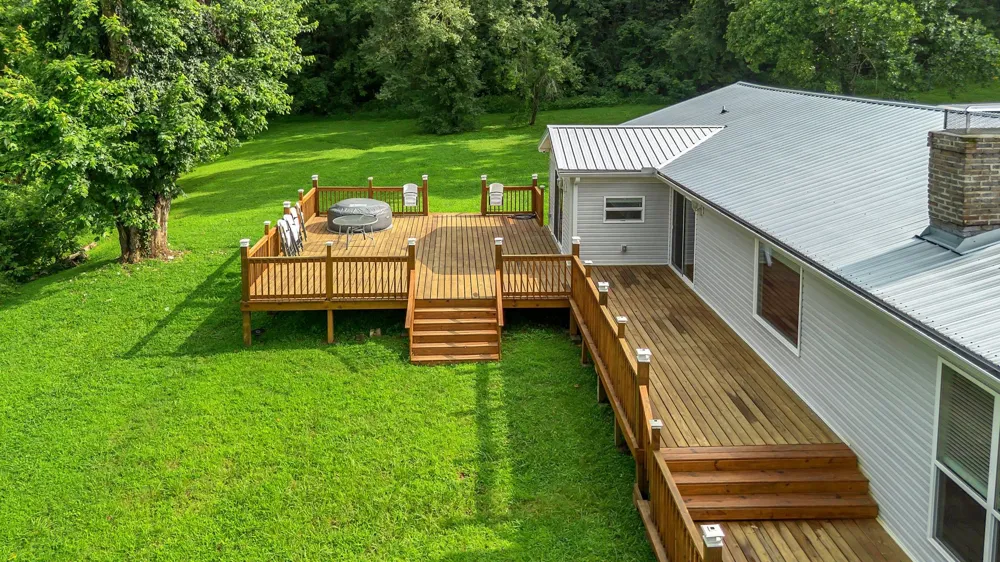 3838 Old State Rd Hampshire, TN 38461