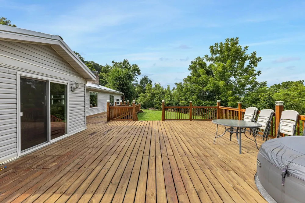 3838 Old State Rd Hampshire, TN 38461