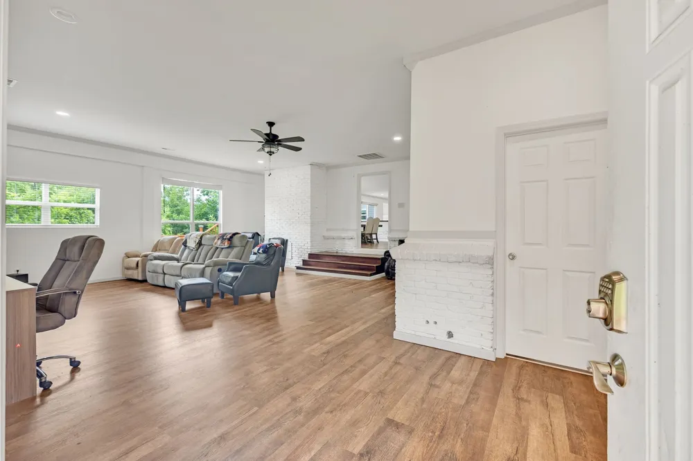3838 Old State Rd Hampshire, TN 38461