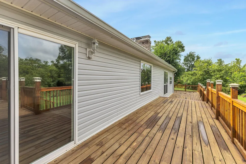3838 Old State Rd Hampshire, TN 38461