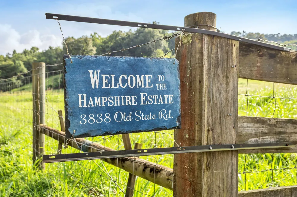 3838 Old State Rd Hampshire, TN 38461