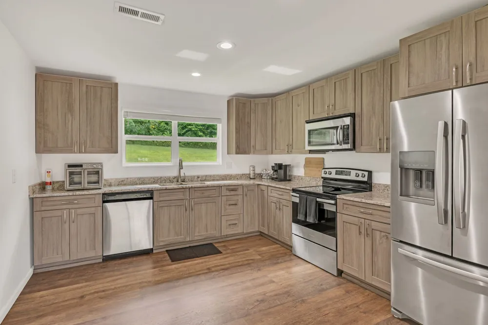 3838 Old State Rd Hampshire, TN 38461