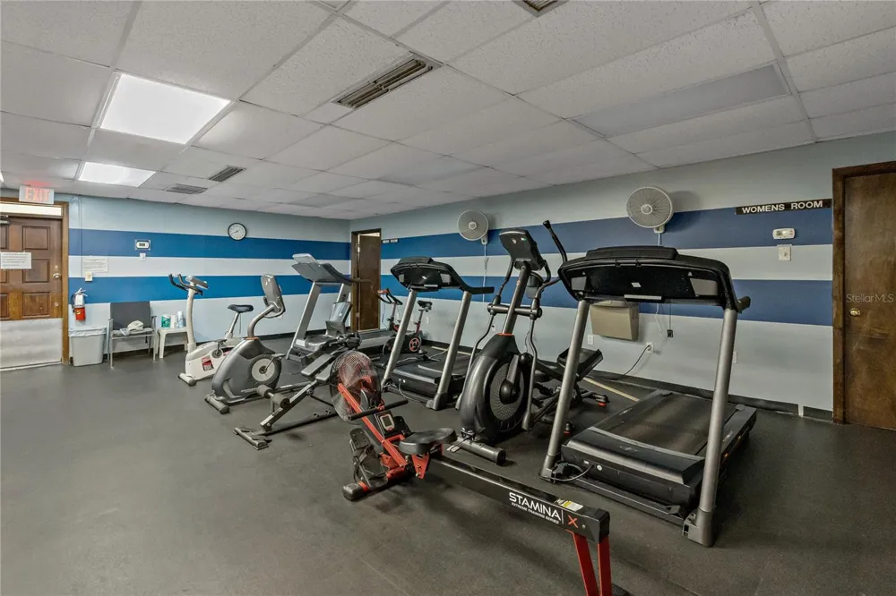 10032 65TH AVENUE #17 St Petersburg, FL 33708
