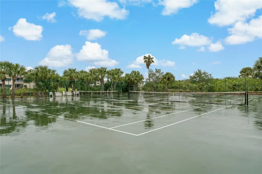 10032 65TH AVENUE #17 St Petersburg, FL 33708