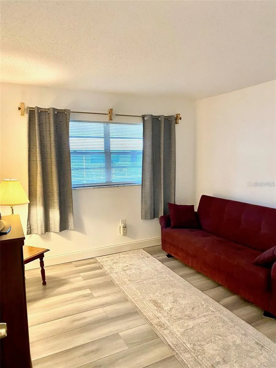10032 65TH AVENUE #17 St Petersburg, FL 33708
