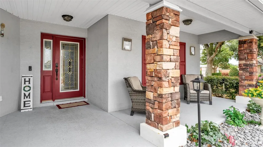 104 BENTLEY OAKS BOULEVARD Auburndale, FL 33823