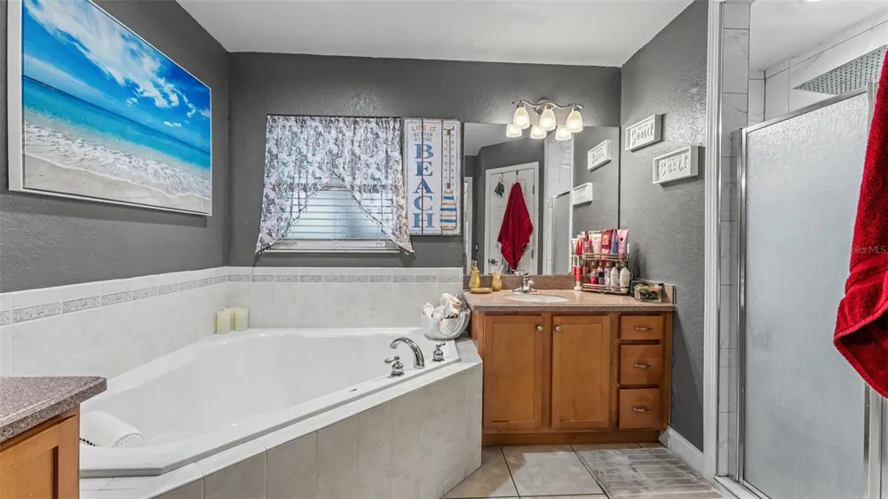 104 BENTLEY OAKS BOULEVARD Auburndale, FL 33823