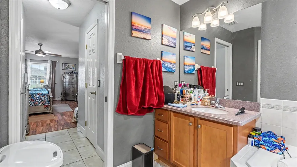 104 BENTLEY OAKS BOULEVARD Auburndale, FL 33823
