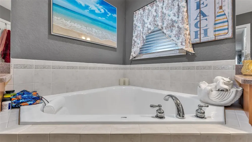104 BENTLEY OAKS BOULEVARD Auburndale, FL 33823