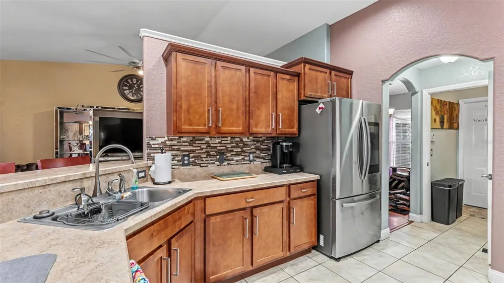 104 BENTLEY OAKS BOULEVARD Auburndale, FL 33823