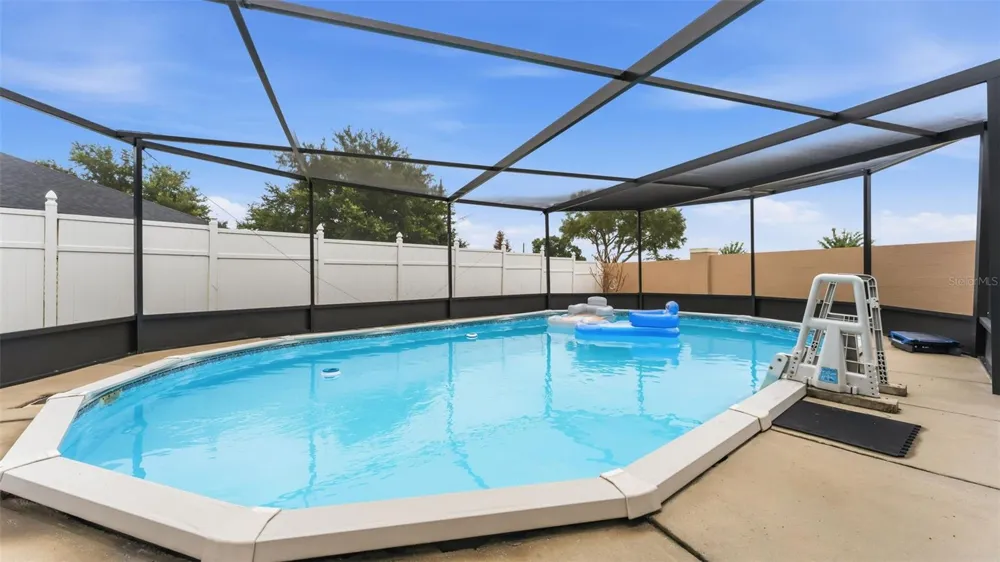 104 BENTLEY OAKS BOULEVARD Auburndale, FL 33823