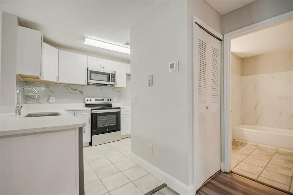 7511 SEURAT STREET #10102 Orlando, FL 32819