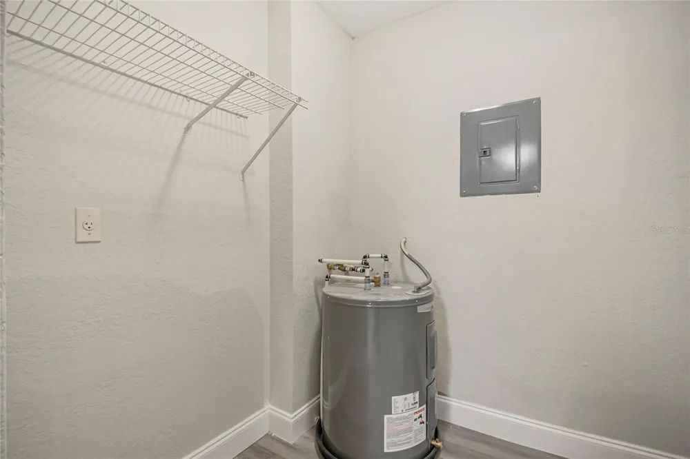 7511 SEURAT STREET #10102 Orlando, FL 32819