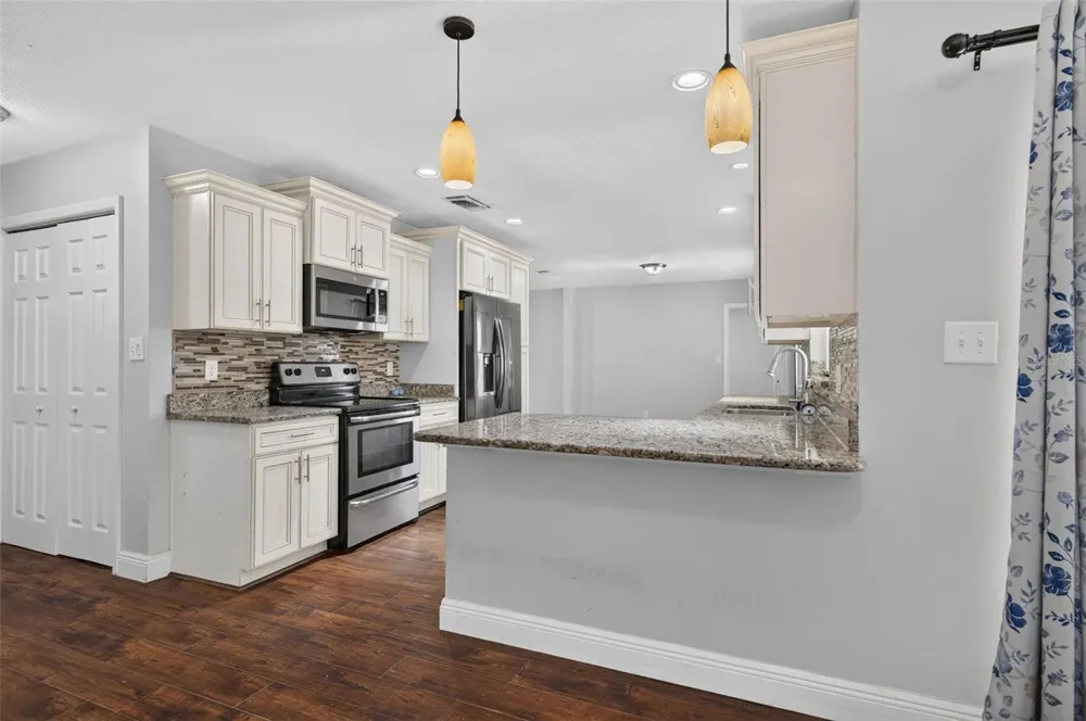 112 ROOSEVELT PLACE Maitland, FL 32751