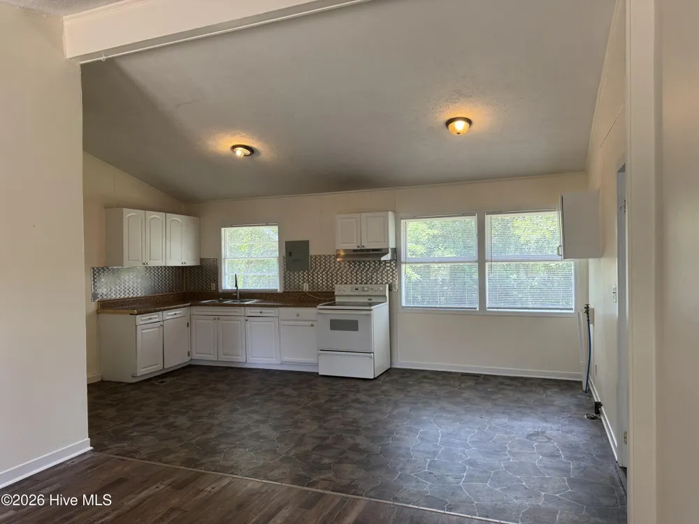 1114 Oak Avenue Rockingham, NC 28379