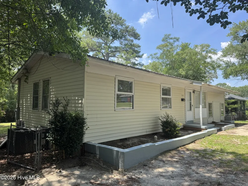 1114 Oak Avenue Rockingham, NC 28379